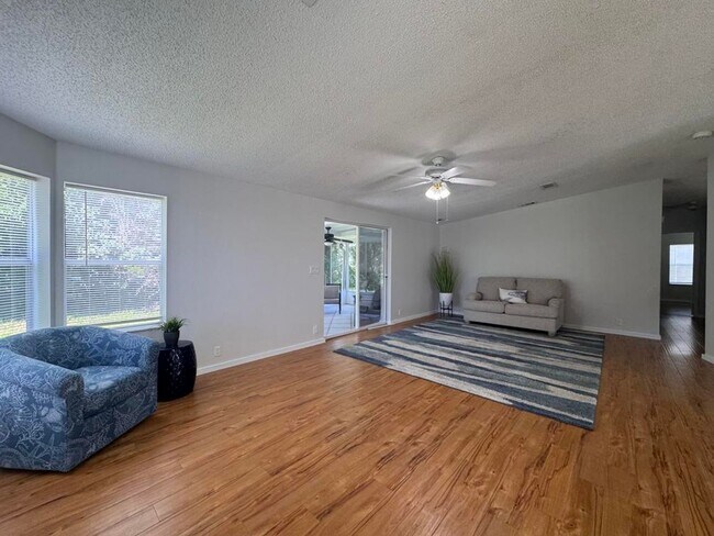 Foto del edificio - 2/2 in Plantation Oaks