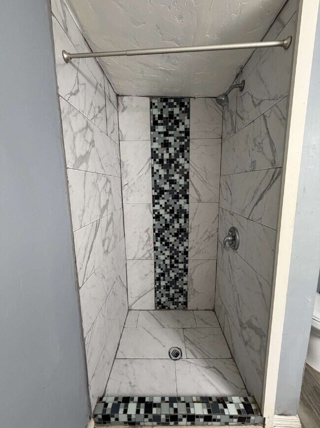 Foto del edificio - 3-Bedroom, 2 Full Baths in Del City