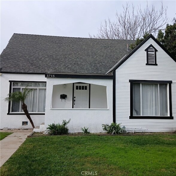 Foto del edificio - 5715 Case Ave