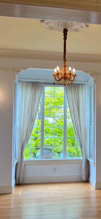 Living room window - 1517 Baker St