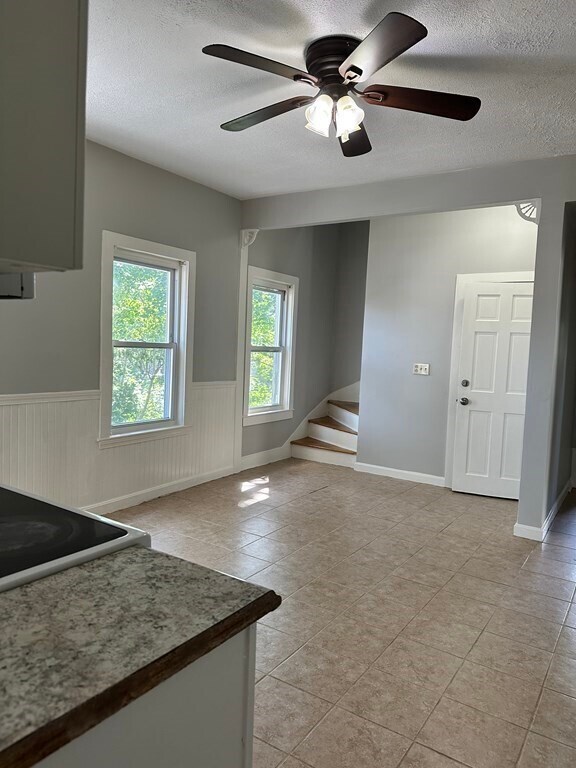 Building Photo - 43 Clinton St