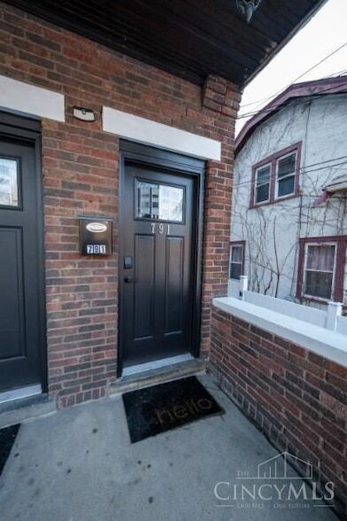 Primary Photo - 791 E Mitchell Ave