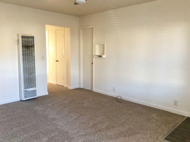Building Photo - 1 Bedroom Cottage with Extra Storage
