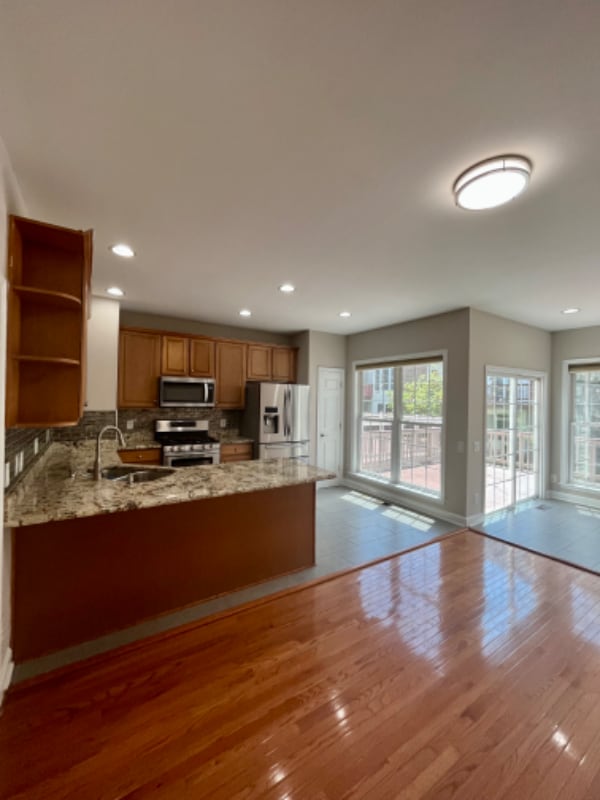 2417 Terra Cotta Cir, Herndon, VA 20171 Townhome Rentals in Herndon