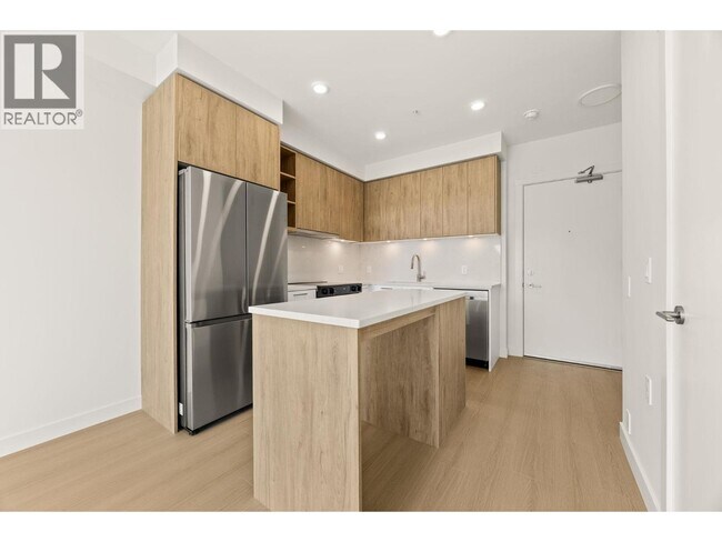 Photo du bâtiment - 82 1st St