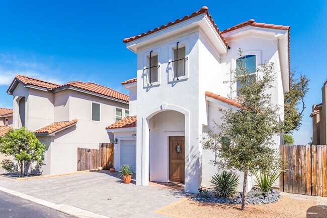 Foto del edificio - BEAUTIFUL PALLATIUM VILLAS 2-BEDROOM