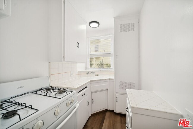 Foto del edificio - 4010 Los Feliz Blvd