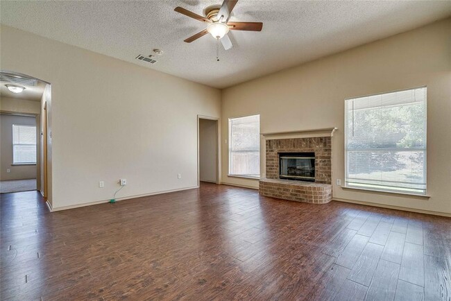 Building Photo - 9305 Rhea Ct