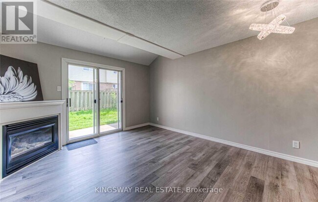 Photo du bâtiment - 67 Vly Vw Rd