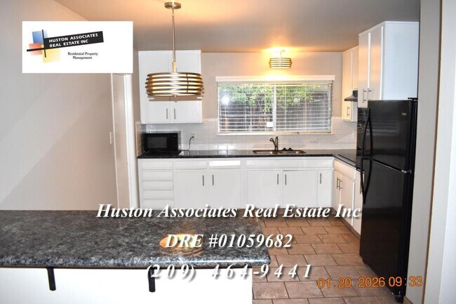 Foto del edificio - 7120 Inglewood Ave