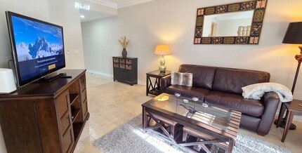 Building Photo - 210 E Flamingo Rd