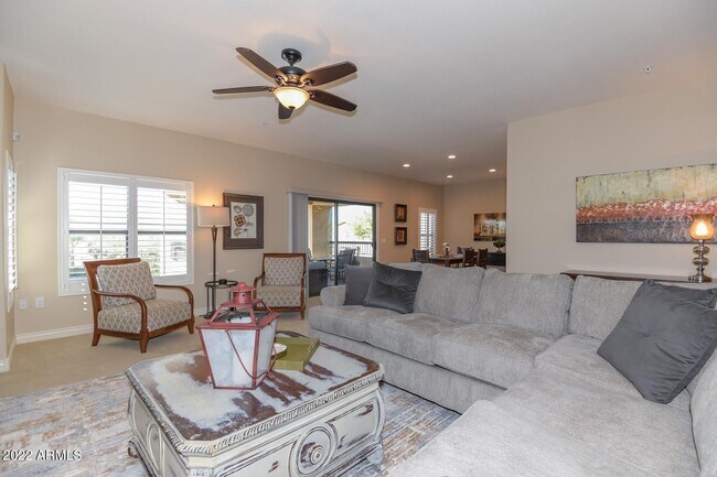 Foto del edificio - 21320 N 56th St