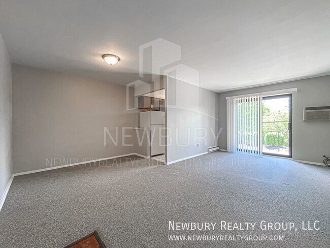 Building Photo - Available Mid-June!!! Your New Home Awaits...