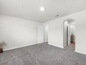 Building Photo - 12603 Telge Rd