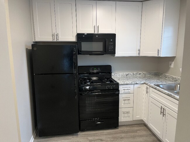 Foto del edificio - 4905 Belmont Rd