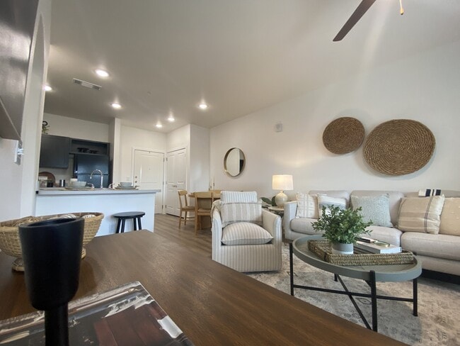 Foto del edificio - Country Club Village