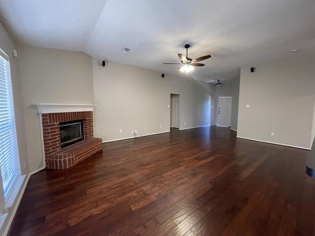 Foto del edificio - 1405 High Crest Dr