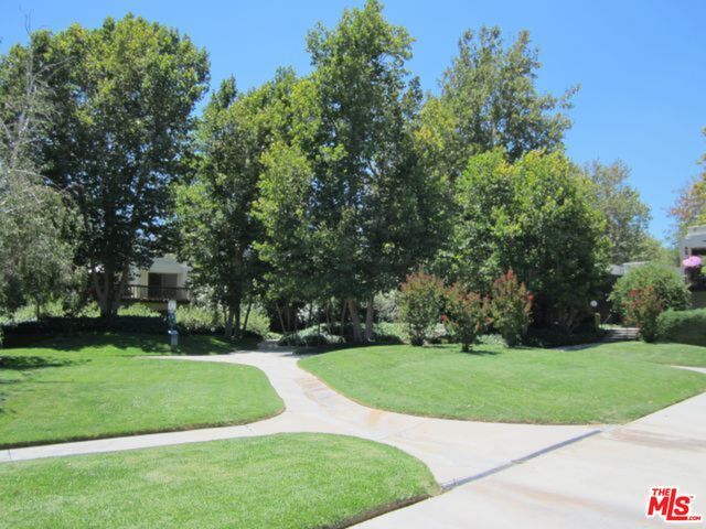 Building Photo - 23515 Lyons Ave