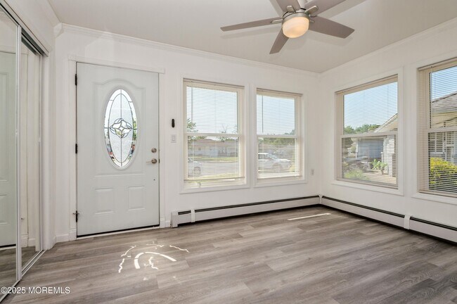 Building Photo - 11 St Pierri Ct