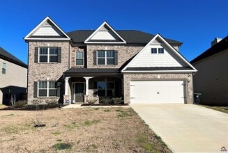Building Photo - 105 Lacey Oak Ln