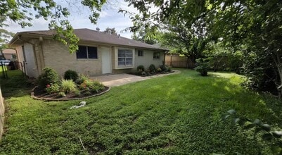 Building Photo - 5150 Prairie Ridge Rd