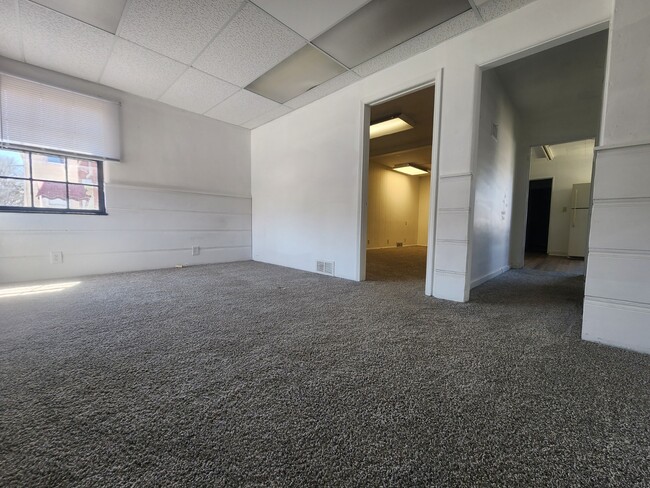 Sala de estar - 209 West Ave S