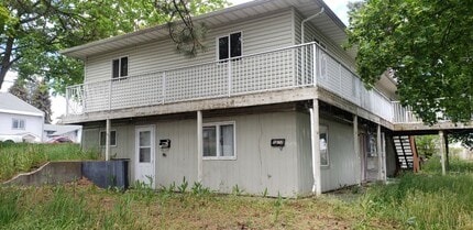 Building Photo - 1307 2nd St