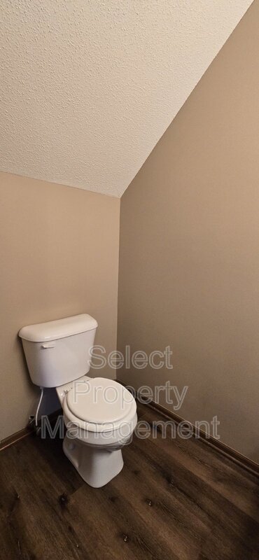Foto del edificio - 6330 Langwood Blvd