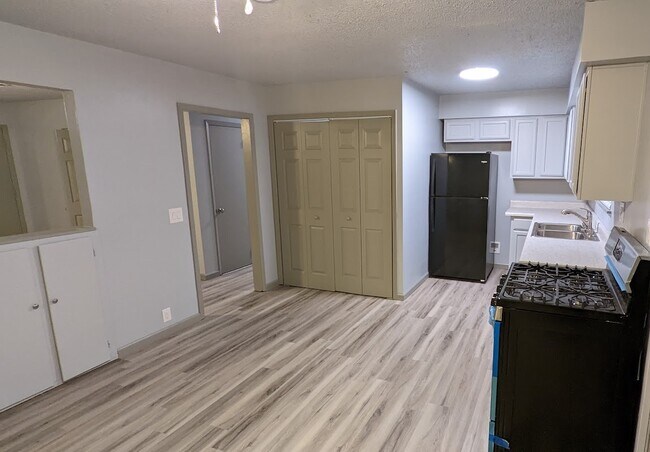 Foto del edificio - 402 Hickory St