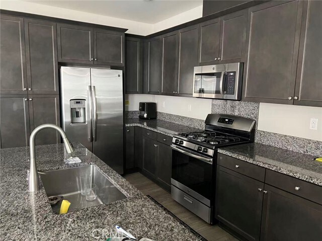 Foto del edificio - 7034 Montecito Ln