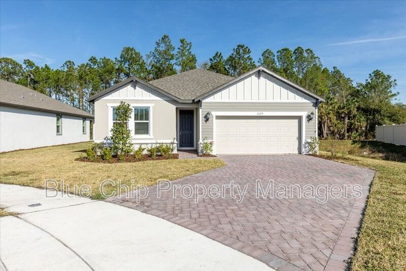 Foto principal - 1229 Pampus Dr