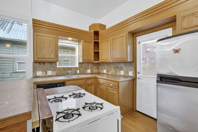 Foto del edificio - 924 N Mason St