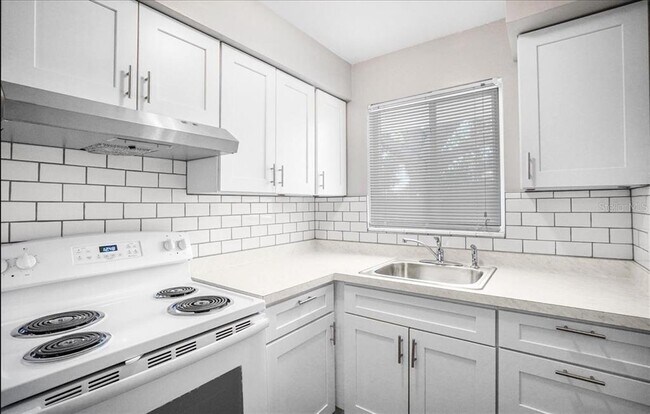 Foto del edificio - 5991 Fairfield Ave S