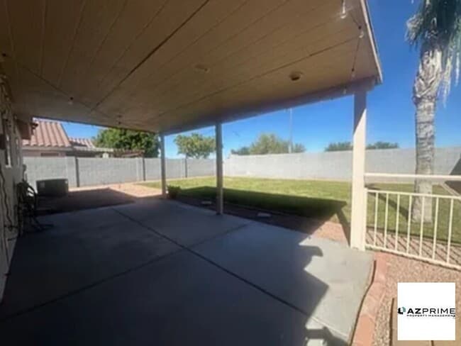 Building Photo - Move-In Ready 3-Bedroom Single-Level Home ...