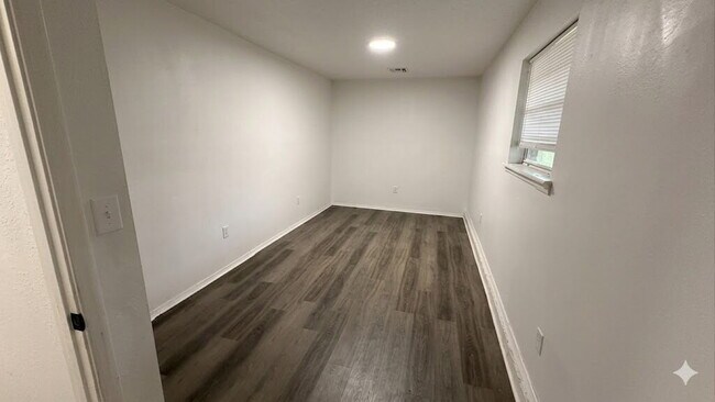 Foto del edificio - Versatile 5-Bedroom Residence | Ideal for Hosting & Home-Style Living!!