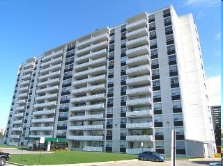 Building Photo - 25 Stong Court