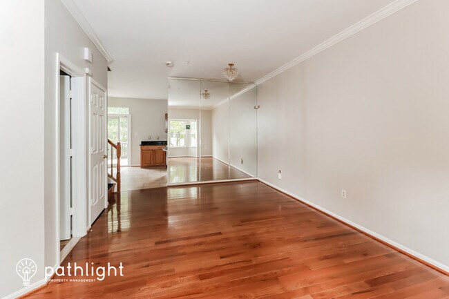 Foto del edificio - 849 Faraway Court, Bowie, MD, 20721