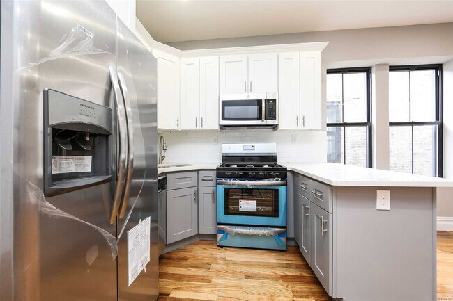 Foto del edificio - 699 Essex St