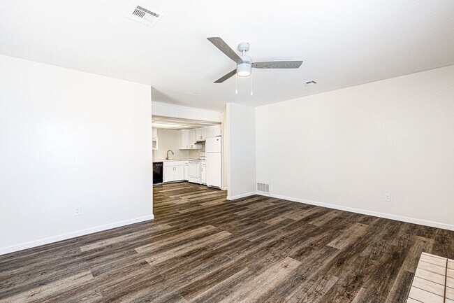 Foto del edificio - 4010 NW Ozmun Ave