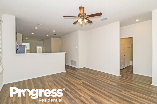 Building Photo - 333 Cobb Br Dr