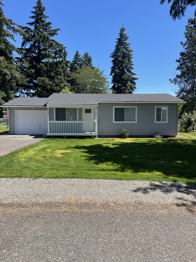 Foto principal - 6605 NE 135th Ave