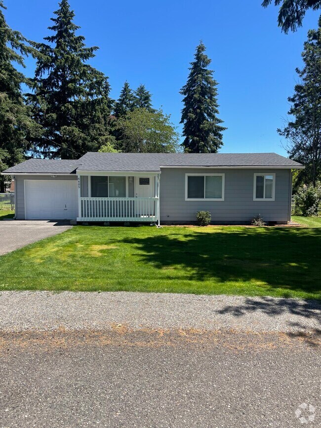 Fisher's VillageOrchards Area Senior Living Apartments for Rent