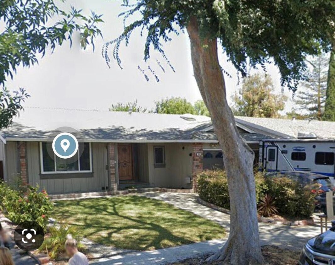 Foto del edificio - 369 Surber Dr