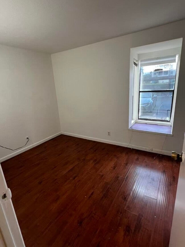 Building Photo - 1391 Monument Blvd