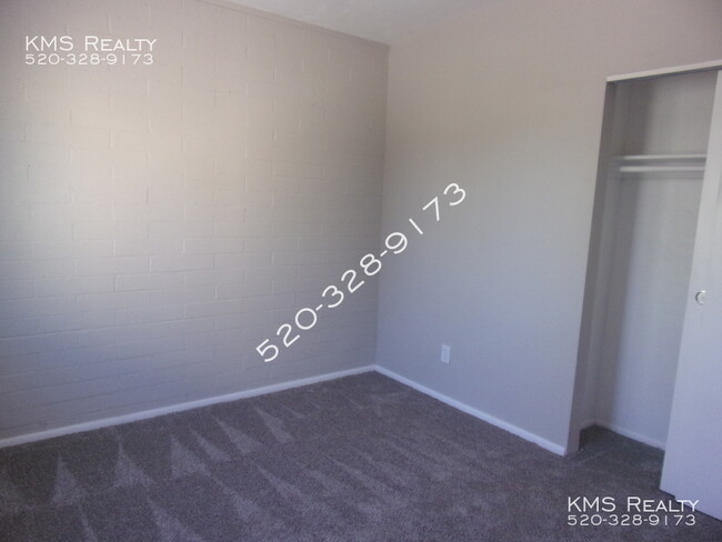 Foto del edificio - 3 Bedroom 1 Bath- 2830 N Fontana- OWNER/AGENT