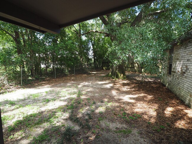 Building Photo - Cul-de-sac home near downtown Foley!