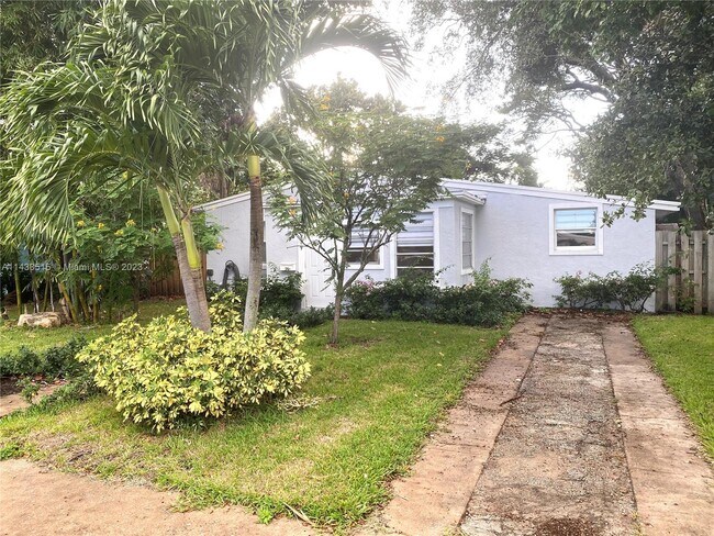 Foto del edificio - 119 SW 22nd Ave