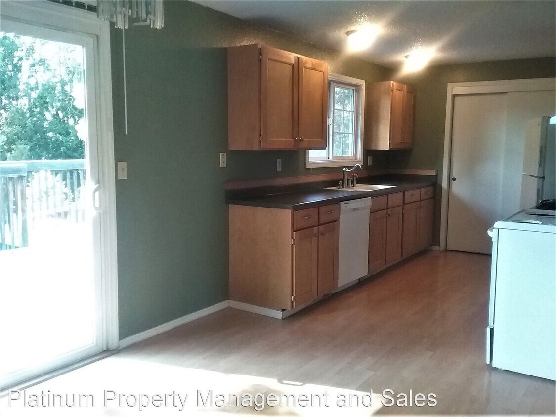 Primary Photo - 204 Ridgemont Dr