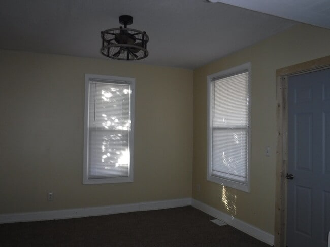 Foto del edificio - 6417 Washington St