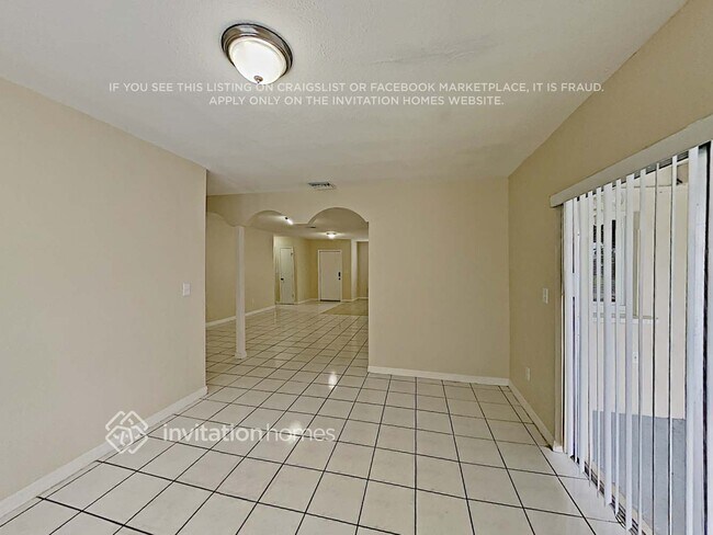 Foto del edificio - 6433 NW 21st Ct